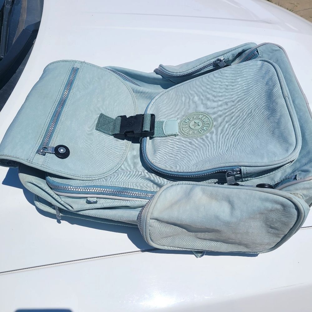 Kipling Alcatraz II Rolling Backpack Half Buckle Has Broken Off But Still Works